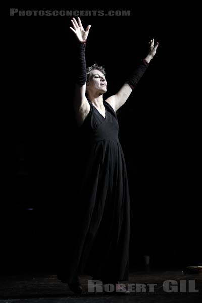 AMANDA PALMER - 2019-09-28 - PARIS - Le Bataclan - 